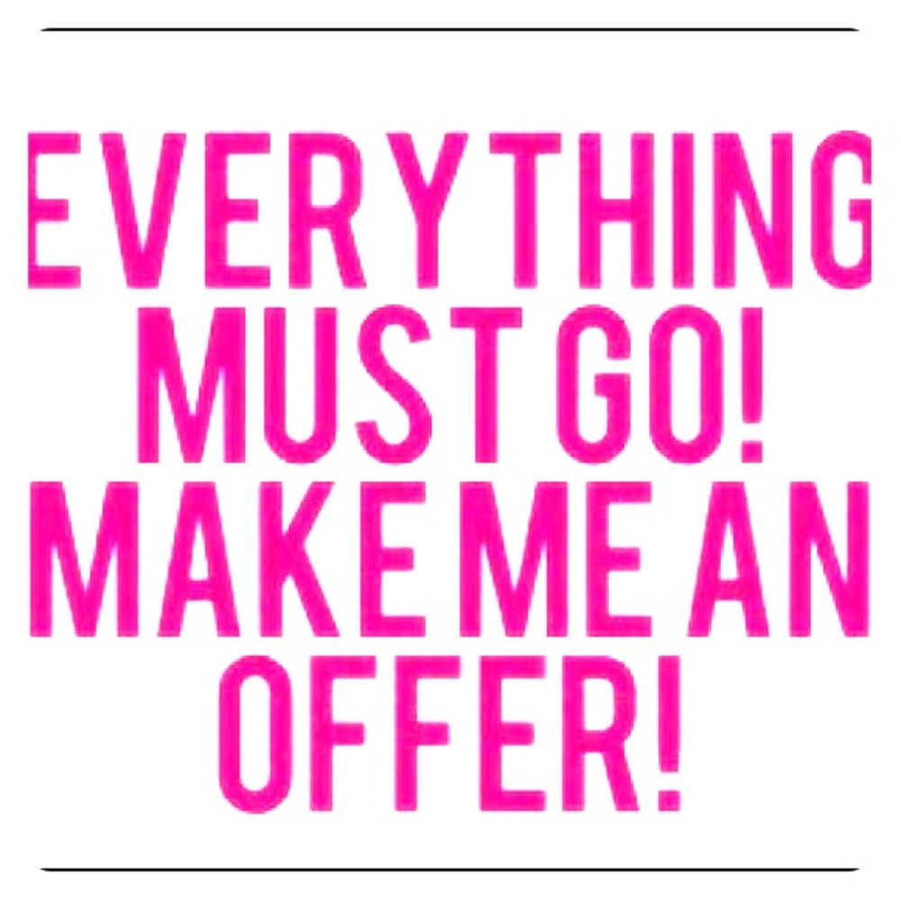 Closing soon🏆🏆taking all Reasonable 🥎offers🎟